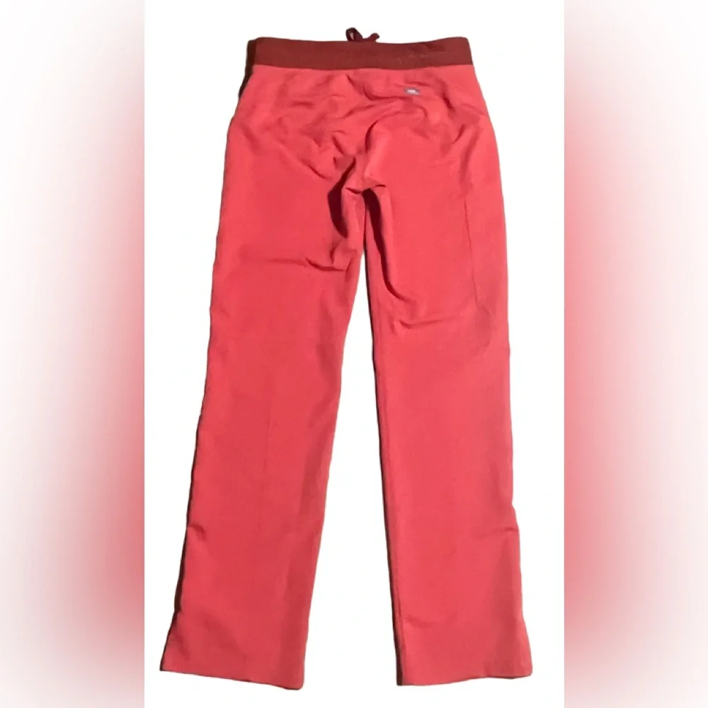 ❤️🧡 FIGS Kade™ Cargo Scrub Pants. XS. Limited edition color- Clay. EUC - Picture 8 of 16